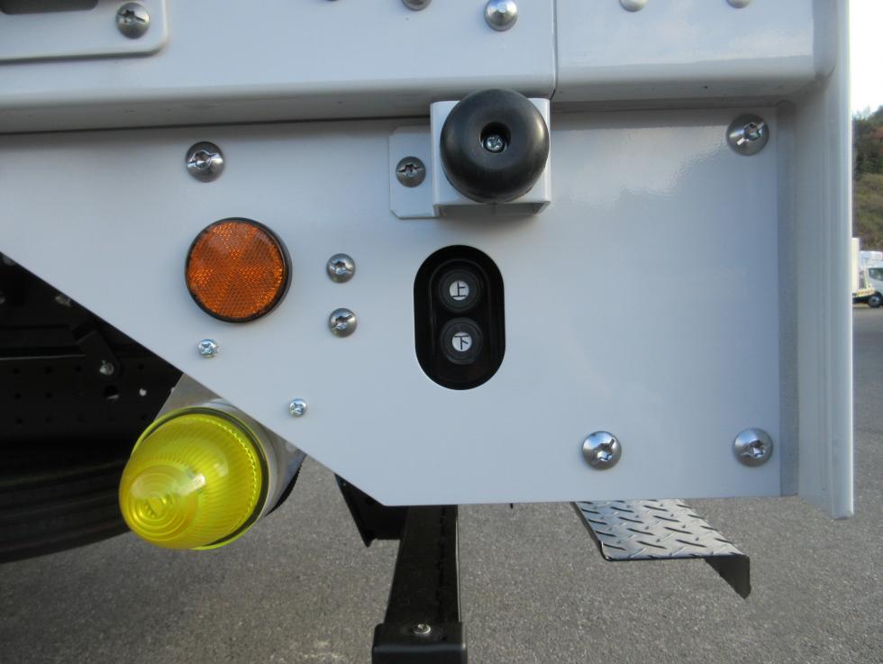 三菱 ウィング 小型 令和7年11月 2PGーFEB80 32枚目