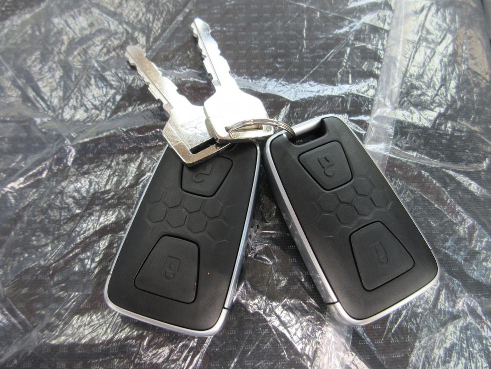 三菱 平ボデー・Wキャブ・シャーシ 小型 令和7年11月 2RGーFBAV0 19枚目