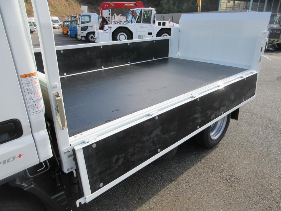 三菱 平ボデー・Wキャブ・シャーシ 小型 令和7年11月 2RGーFBAV0 33枚目