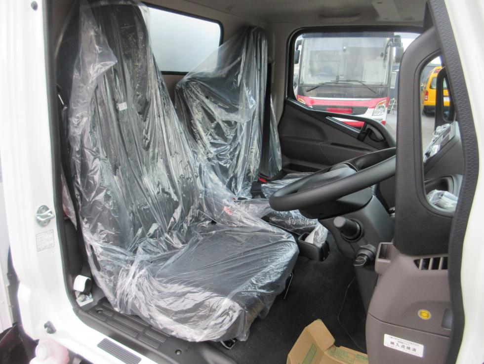 三菱 冷凍・保冷 小型 令和7年11月 2RGーFBAV0 7枚目