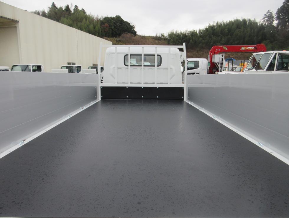 三菱 平ボデー・Wキャブ・シャーシ 小型 令和7年11月 2PGーFEB90 24枚目