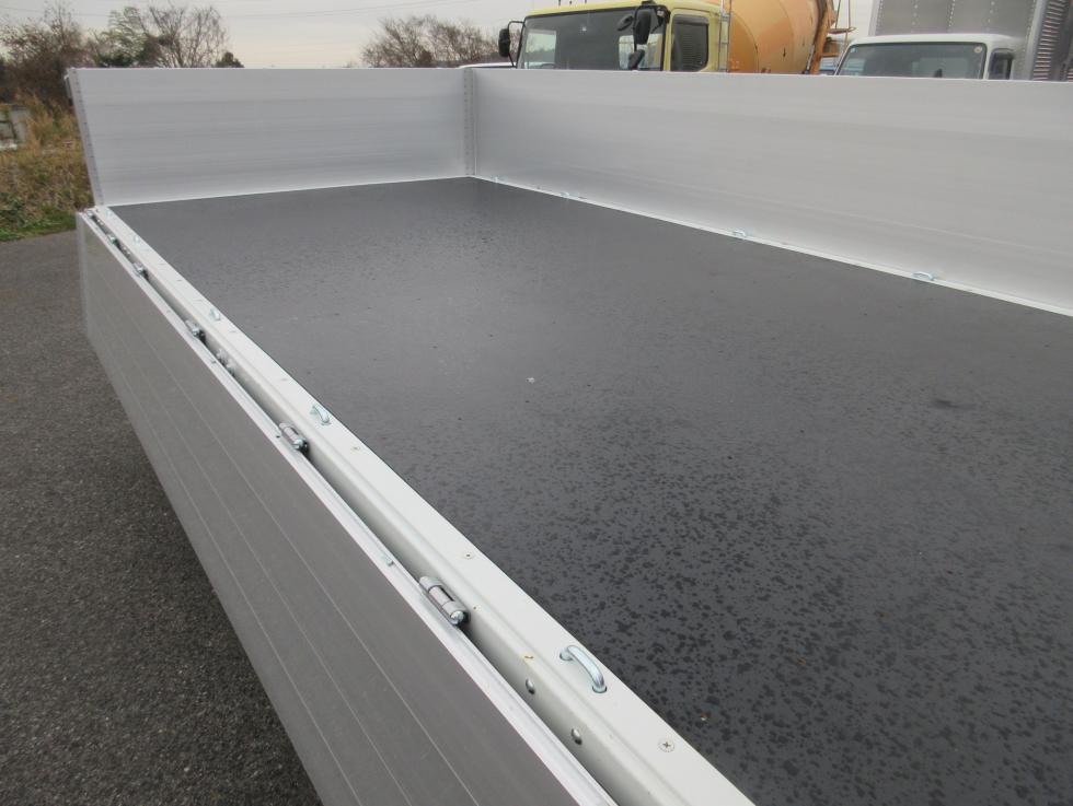 三菱 平ボデー・Wキャブ・シャーシ 小型 令和7年11月 2PGーFEB90 26枚目