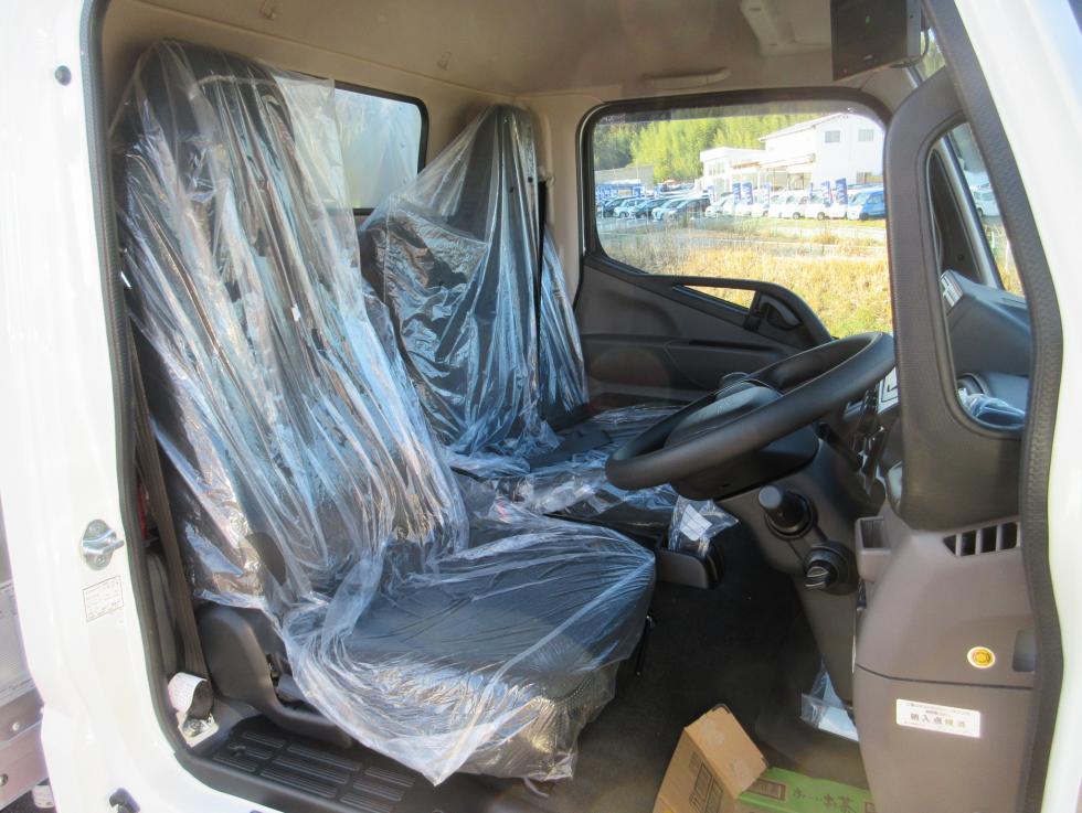 三菱 バン 小型 令和7年11月 2RGーFEAV0 7枚目