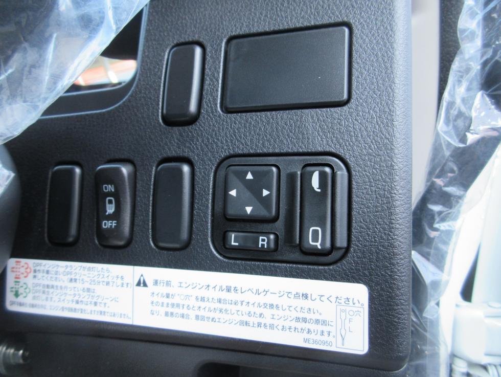 三菱 平ボデー・Wキャブ・シャーシ 中型  2KGーFK65F 10枚目