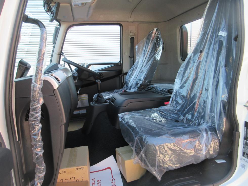三菱 平ボデー・Wキャブ・シャーシ 中型  2KGーFK65F 17枚目