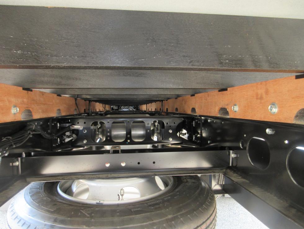 三菱 平ボデー・Wキャブ・シャーシ 中型  2KGーFK65F 27枚目