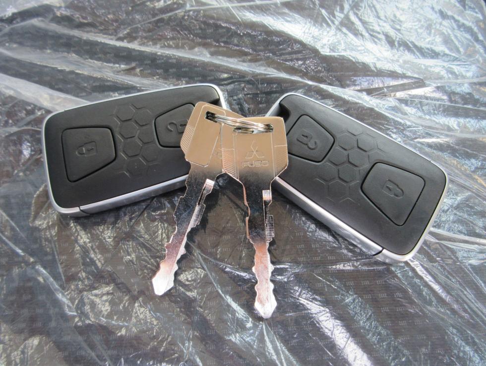 三菱 平ボデー・Wキャブ・シャーシ 小型 令和7年11月 2RGーFBAV0 19枚目