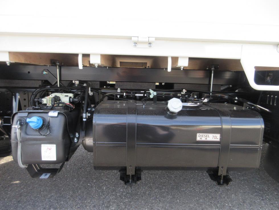 三菱 平ボデー・Wキャブ・シャーシ 小型 令和7年11月 2RGーFBAV0 33枚目