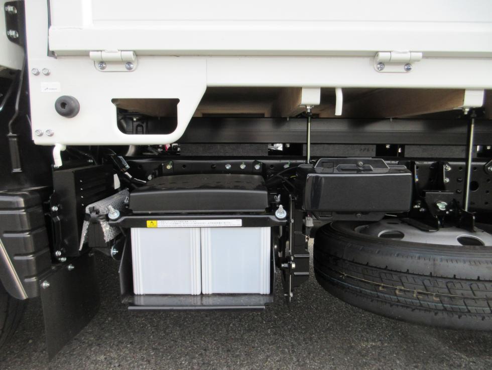 三菱 平ボデー・Wキャブ・シャーシ 小型 令和7年11月 2RGーFBAV0 36枚目