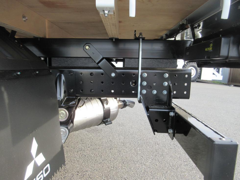 三菱 平ボデー・Wキャブ・シャーシ 小型 令和7年11月 2RGーFBAV0 38枚目