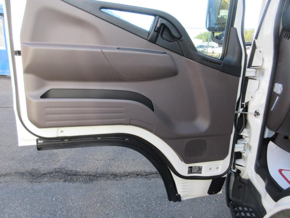 三菱 平ボデー・Wキャブ・シャーシ 小型 令和7年11月 2RGーFBAV0 22枚目