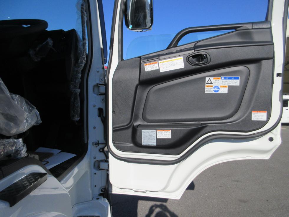 三菱 クレーン付 大型  ◆商談中◆　2PGーFU84VZ 8枚目