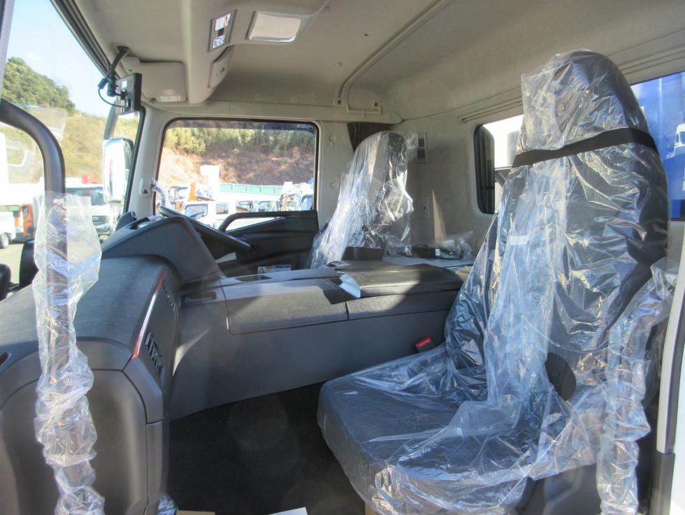 三菱 クレーン付 大型  ◆商談中◆　2PGーFU84VZ 16枚目