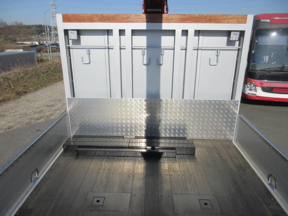 三菱 クレーン付 大型  2PGーFU84VZ 20枚目