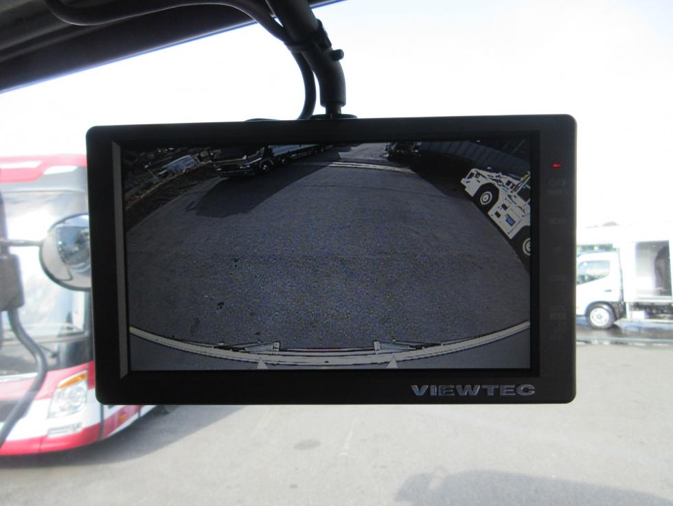 三菱 バン 中型 令和2年9月 2KGーFK65F 15枚目