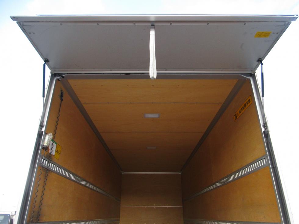 三菱 バン 中型 令和2年9月 2KGーFK65F 22枚目