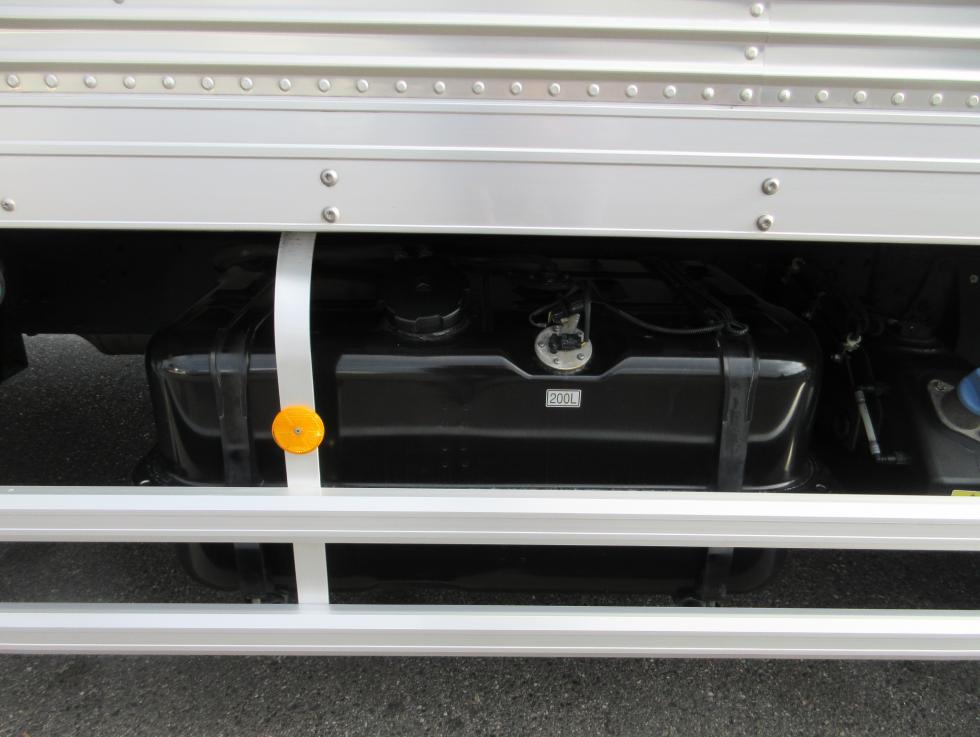 三菱 バン 中型 令和2年9月 2KGーFK65F 36枚目