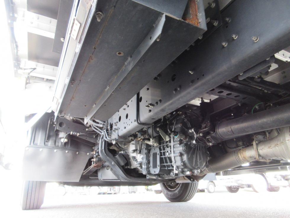 三菱 バン 中型 令和2年9月 2KGーFK65F 40枚目