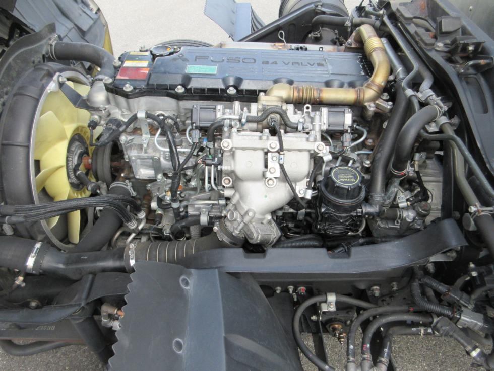 三菱 バン 中型 令和2年9月 2KGーFK65F 46枚目