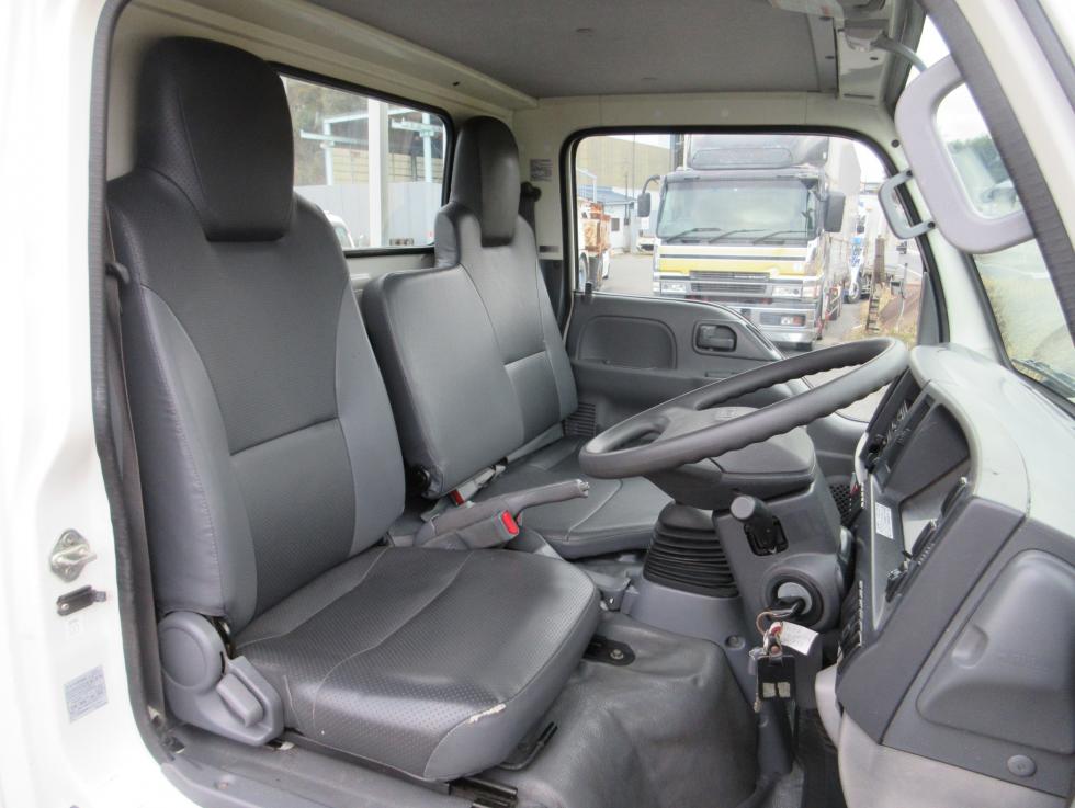 いすゞ 平ボデー・Wキャブ・シャーシ 小型 平成29年6月 TPGーNHR85A 7枚目