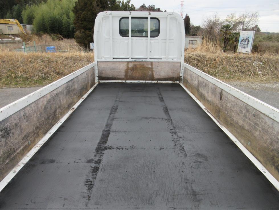 いすゞ 平ボデー・Wキャブ・シャーシ 小型 平成29年6月 TPGーNHR85A 19枚目