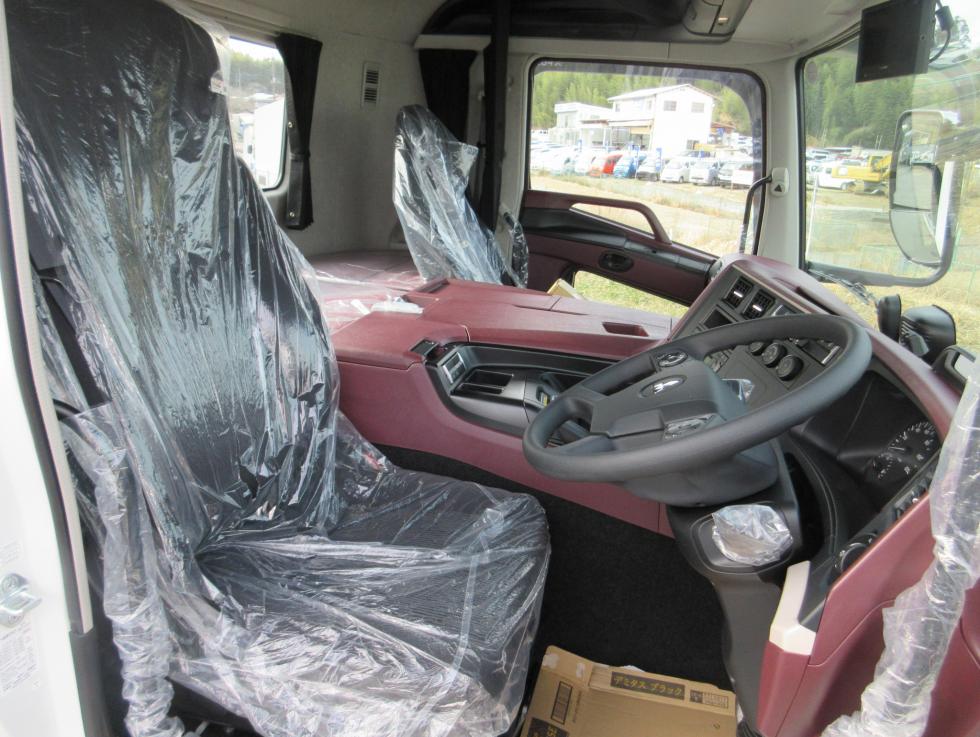 三菱 トラクター 大型  2RGーFP84VDR 7枚目