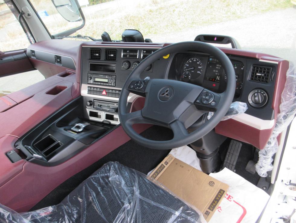 三菱 トラクター 大型  2RGーFP84VDR 9枚目