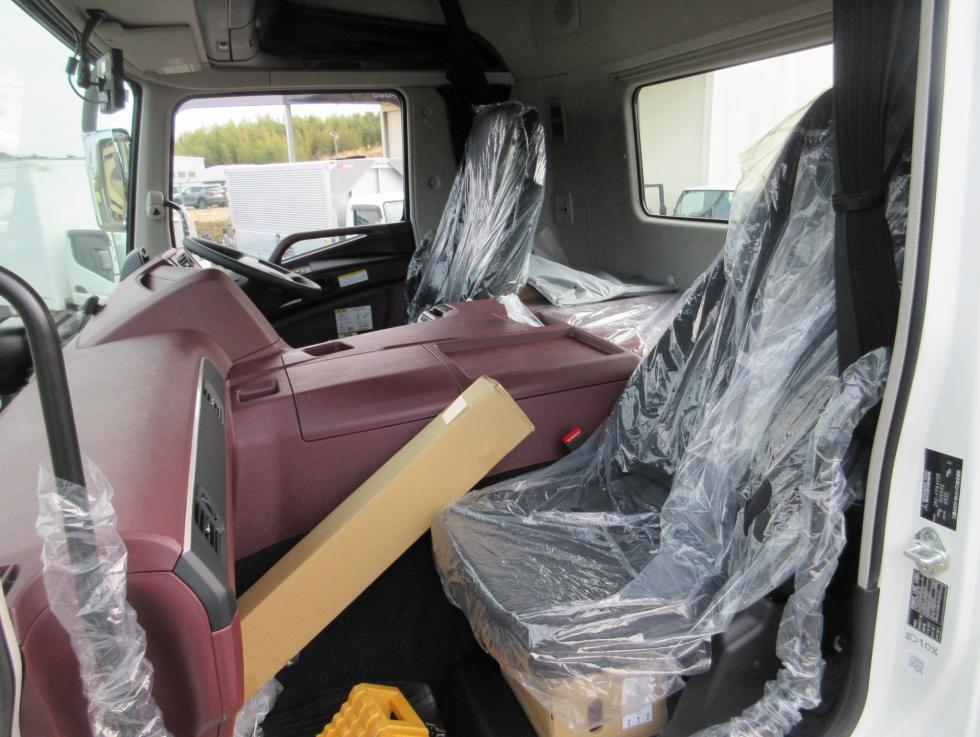 三菱 トラクター 大型  2RGーFP84VDR 21枚目