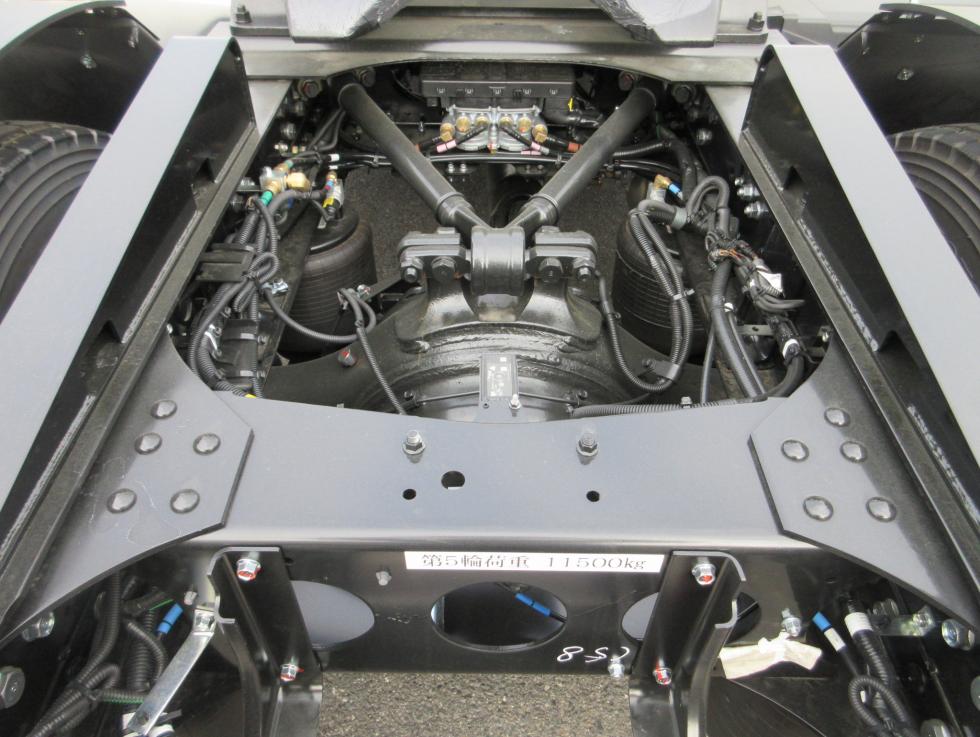 三菱 トラクター 大型  2RGーFP84VDR 24枚目