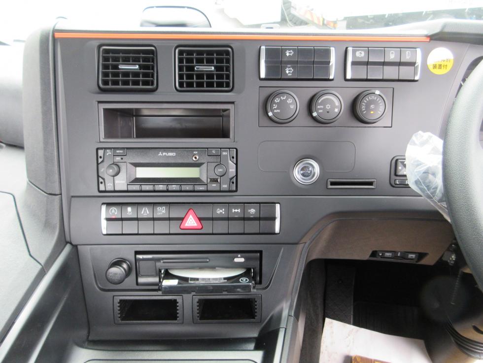 三菱 トラクター 大型  2RGーFP84VDR 13枚目