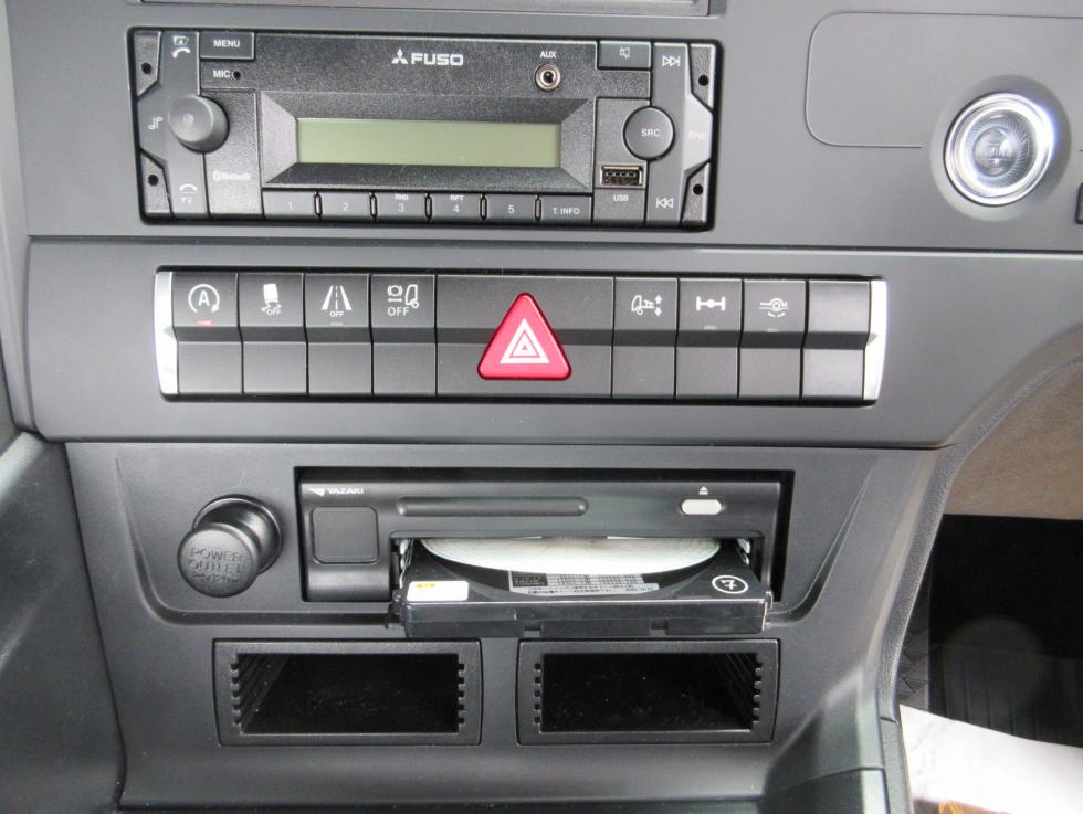 三菱 トラクター 大型  2RGーFP84VDR 14枚目