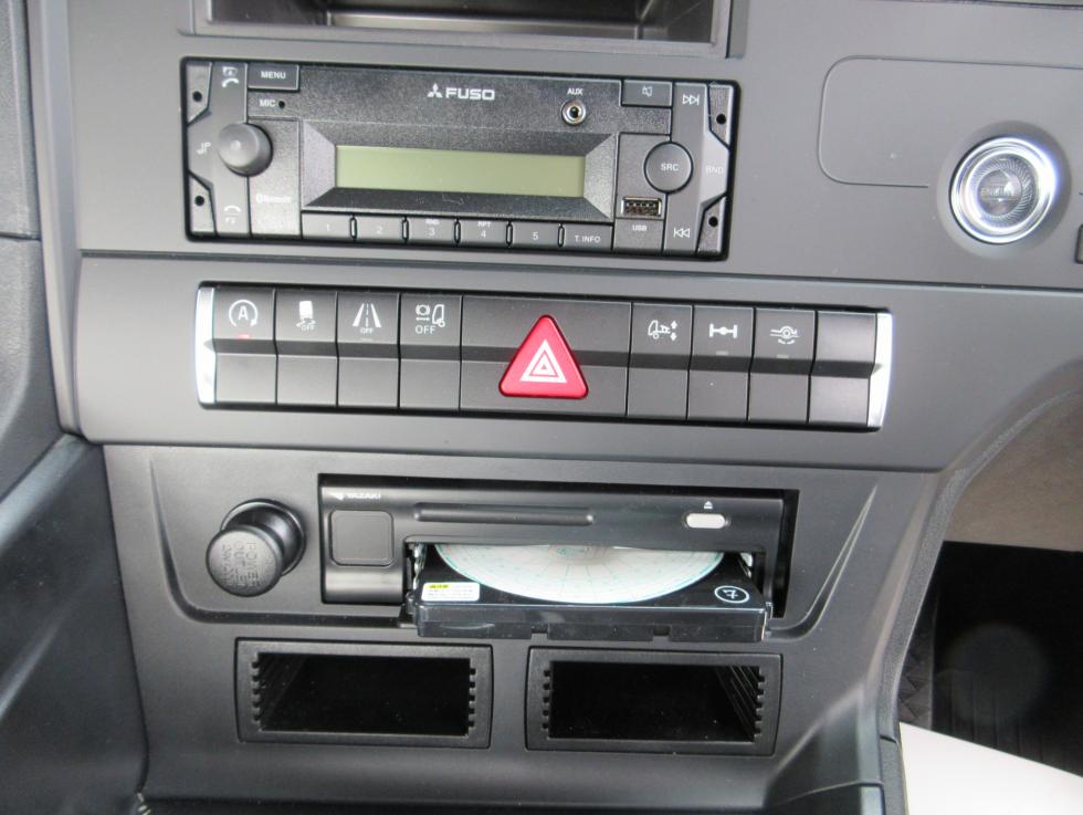 三菱 トラクター 大型  2RGーFP84VDR 14枚目