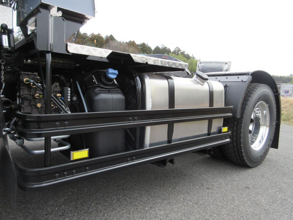 三菱 トラクター 大型  2RGーFP84VDR 45枚目