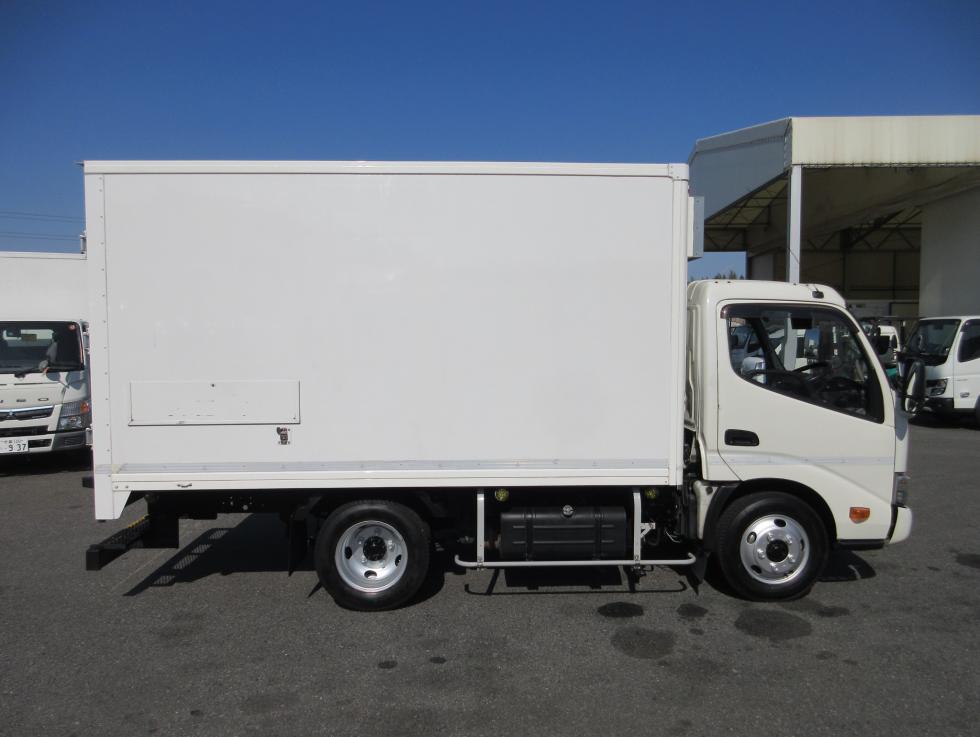 日野 冷凍・保冷 小型 平成30年7月 TPGーXZU605M 6枚目