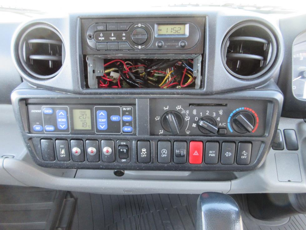 日野 冷凍・保冷 小型 平成30年7月 TPGーXZU605M 13枚目