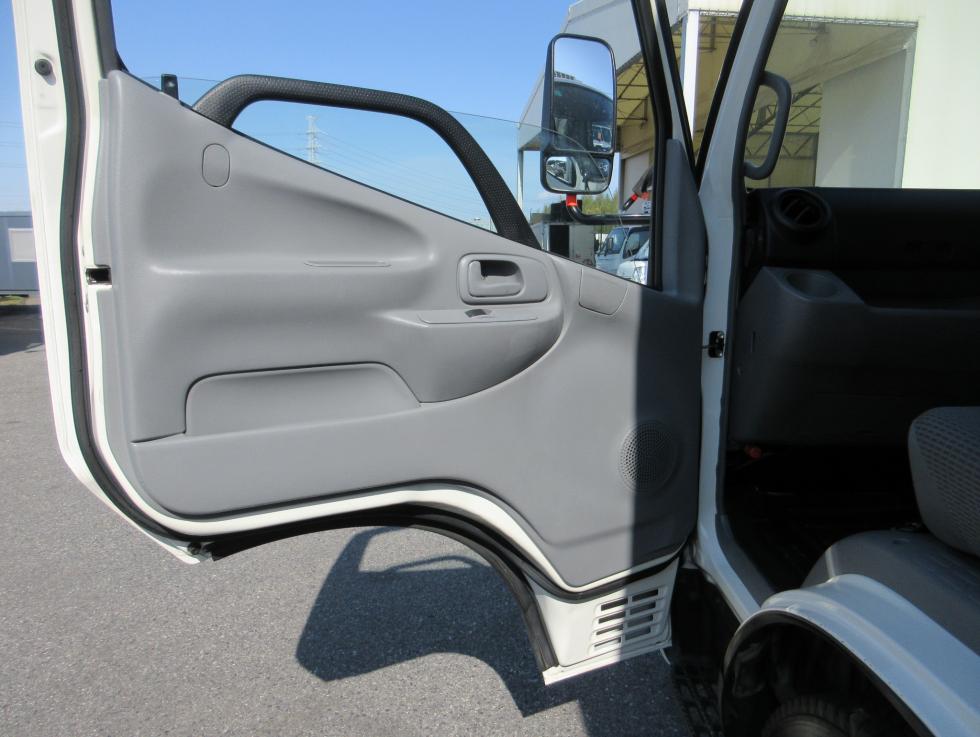 日野 冷凍・保冷 小型 平成30年7月 TPGーXZU605M 17枚目