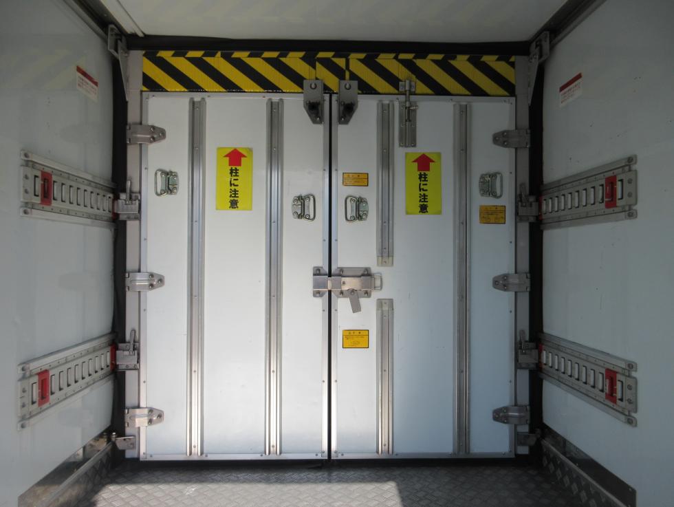 日野 冷凍・保冷 小型 平成30年7月 TPGーXZU605M 19枚目