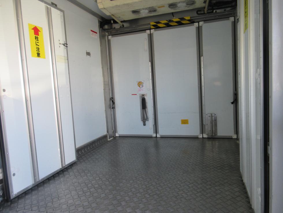 日野 冷凍・保冷 小型 平成30年7月 TPGーXZU605M 20枚目